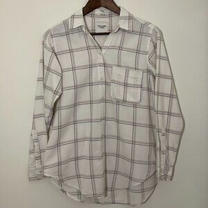 Ambercrombie & Fitch Long sleeve Button down Shirt - White/Pink Plain - M